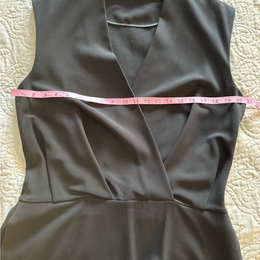 NWOT L'AGENCE Cara Black V-Neck Mini Dress size 10 - Picture 12 of 14